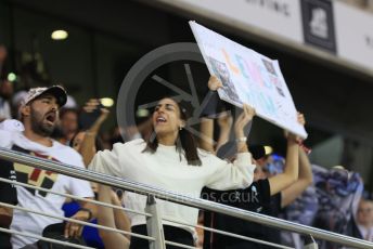 World © Octane Photographic Ltd. Formula 1 – Etihad F1 Grand Prix Abu Dhabi. Hamilton fans a few laps from the end of the race. Yas Marina Circuit, Abu Dhabi. Sunday 12th December 2021 Podium and post race celebrations.