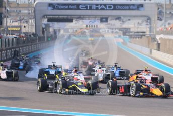 World © Octane Photographic Ltd. FIA F2 (Formula 2) – Etihad F1 Grand Prix Abu Dhabi. Race Start. Yas Marina Circuit, Abu Dhabi. Saturday 11th December 2021 Sprint Race 1.