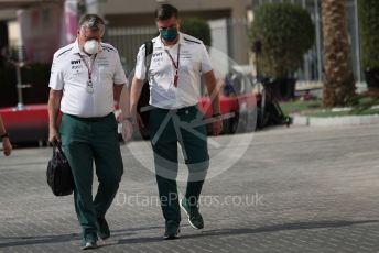 World © Octane Photographic Ltd. Formula 1 – Etihad F1 Grand Prix Abu Dhabi. Otmar Szafnauer - Team Principal of Aston Martin Cognizant F1 Team and Andy Stevenson – Sporting Director at Aston Martin Cognizant F1 Team. Yas Marina Circuit, Abu Dhabi. Saturday 11th December 2021.