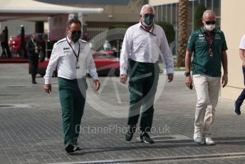 World © Octane Photographic Ltd. Formula 1 – Etihad F1 Grand Prix Abu Dhabi. Lance Stroll father Lawrence Stroll - investor, part-owner of Aston Martin Cognizant F1 Team. Yas Marina Circuit, Abu Dhabi. Saturday 11th December 2021.