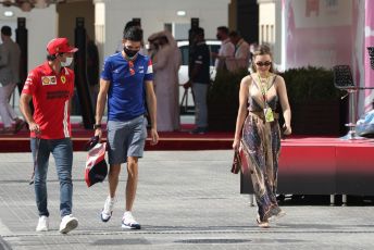 World © Octane Photographic Ltd. Formula 1 – Etihad F1 Grand Prix Abu Dhabi. Alpine F1 Team A521– Esteban Ocon and girlfriend Elena Berri. Yas Marina Circuit, Abu Dhabi. Sunday 12th December 2021 Paddock and Setup.
