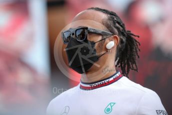 World © Octane Photographic Ltd. Formula 1 – Etihad F1 Grand Prix Abu Dhabi. Mercedes AMG Petronas F1 Team F1 W12 - Lewis Hamilton. Yas Marina Circuit, Abu Dhabi. Sunday 12th December 2021 Drivers’ Parade.