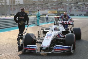 World © Octane Photographic Ltd. Formula 1 – Etihad F1 Grand Prix Abu Dhabi. Uralkali Haas F1 Team VF21 – Mick Schumacher. Yas Marina Circuit, Abu Dhabi. Sunday 12th December 2021 Grid.