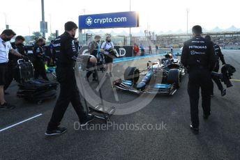 World © Octane Photographic Ltd. Formula 1 – Etihad F1 Grand Prix Abu Dhabi. Mercedes AMG Petronas F1 Team F1 W12 - Valtteri Bottas. Yas Marina Circuit, Abu Dhabi. Sunday 12th December 2021 Grid.