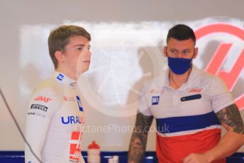 World © Octane Photographic Ltd. Formula 1 – F1 Young Driver and Tyre Test. Uralkali Haas F1 Team VF21 – Robert Shwartzman. Yas Marina Circuit, Abu Dhabi. Tuesday 14th December 2021.