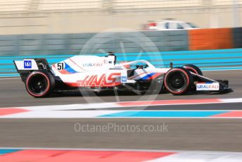 World © Octane Photographic Ltd. Formula 1 – F1 Young Driver and Tyre Test. Uralkali Haas F1 Team Mule Car – Pietro Fittipaldi. Yas Marina Circuit, Abu Dhabi. Tuesday 14th December 2021.