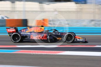 World © Octane Photographic Ltd. Formula 1 – F1 Young Driver and Tyre Test. Red Bull Racing Honda Mule Car – Sergio Perez. Yas Marina Circuit, Abu Dhabi. Tuesday 14th December 2021.