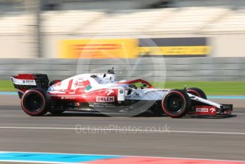 World © Octane Photographic Ltd. Formula 1 – F1 Young Driver and Tyre Test. Alfa Romeo Racing Orlen Mule Car – Guanyu Zhou. Yas Marina Circuit, Abu Dhabi. Tuesday 14th December 2021.