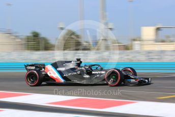 World © Octane Photographic Ltd. Formula 1 – F1 Young Driver and Tyre Test. Alpine F1 Team Mule Car – Fernando Alonso. Yas Marina Circuit, Abu Dhabi. Tuesday 14th December 2021.