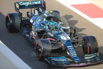 World © Octane Photographic Ltd. Formula 1 – F1 Young Driver and Tyre Test. Aston Martin Cognizant F1 Team Mule Car – Lance Stroll. Yas Marina Circuit, Abu Dhabi. Tuesday 14th December 2021.