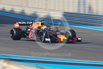 World © Octane Photographic Ltd. Formula 1 – F1 Young Driver and Tyre Test. Red Bull Racing Honda Mule Car – Max Verstappen. Yas Marina Circuit, Abu Dhabi. Tuesday 14th December 2021.