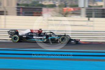World © Octane Photographic Ltd. Formula 1 – F1 Young Driver and Tyre Test. Mercedes AMG Petronas F1 Team Mule Car – Nick de Vries. Yas Marina Circuit, Abu Dhabi. Tuesday 14th December 2021.