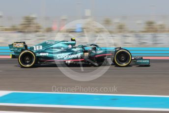 World © Octane Photographic Ltd. Formula 1 – F1 Young Driver and Tyre Test. Aston Martin Cognizant F1 Team Mule Car – Lance Stroll. Yas Marina Circuit, Abu Dhabi. Tuesday 14th December 2021.