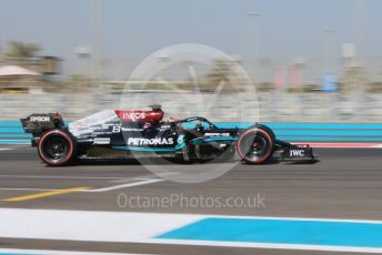 World © Octane Photographic Ltd. Formula 1 – F1 Young Driver and Tyre Test. Mercedes AMG Petronas F1 Team Mule Car – George Russell. Yas Marina Circuit, Abu Dhabi. Tuesday 14th December 2021.