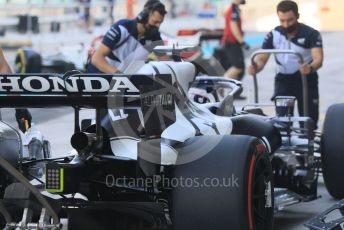 World © Octane Photographic Ltd. Formula 1 – F1 Young Driver and Tyre Test. Scuderia AlphaTauri Honda Mule Car – Yuki Tsunoda. Yas Marina Circuit, Abu Dhabi. Tuesday 14th December 2021.