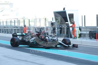 World © Octane Photographic Ltd. Formula 1 – F1 Young Driver and Tyre Test. Mercedes AMG Petronas F1 Team Mule Car – George Russell. Yas Marina Circuit, Abu Dhabi. Tuesday 14th December 2021.