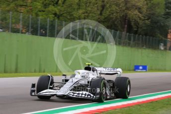 World © Octane Photographic Ltd. Formula 1 – Emilia Romagna Grand Prix – Imola, Italy. Friday 22nd April 2022 Qualifying. Scuderia AlphaTauri AT03 - Yuki Tsunoda.