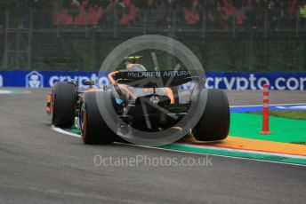 World © Octane Photographic Ltd. Formula 1 – Emilia Romagna Grand Prix – Imola, Italy. Friday 22nd April 2022 Qualifying. McLaren F1 Team MCL36 - Lando Norris.