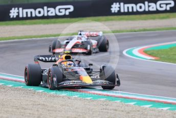 World © Octane Photographic Ltd. Formula 1 – Emilia Romagna Grand Prix – Imola, Italy. Friday 22nd April 2022 Qualifying. Oracle Red Bull Racing RB18 – Sergio Perez and Haas F1 Team VF-22 - Kevin Magnussen.