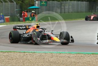 World © Octane Photographic Ltd. Formula 1 – Emilia Romagna Grand Prix – Imola, Italy. Friday 24th April 2022 Race. Oracle Red Bull Racing RB18 – Sergio Perez and Scuderia Ferrari F1-75 - Charles Leclerc.