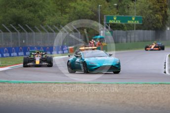 World © Octane Photographic Ltd. Formula 1 – Emilia Romagna Grand Prix – Imola, Italy. Friday 24th April 2022 Race. Oracle Red Bull Racing RB18 – Max Verstappen and Aston Martin F1 safety car.