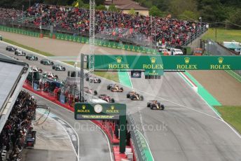 World © Octane Photographic Ltd. Formula 1 – Emilia Romagna Grand Prix – Imola, Italy. Friday 24th April 2022 Race. Oracle Red Bull Racing RB18 – Max Verstappen leads from the start.