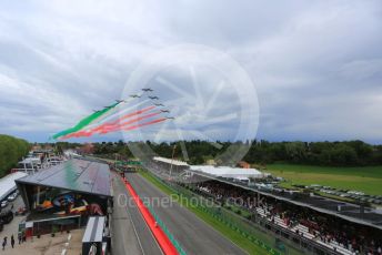World © Octane Photographic Ltd. Formula 1 – Emilia Romagna Grand Prix – Imola, Italy. Friday 24th April 2022 Race. Frecci Tricolori (313° Gruppo Addestramento Acrobatico, Pattuglia Acrobatica Nazionale (PAN)) aerobatic team - Aermacchi MB-339