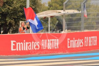 World © Octane Photographic Ltd. Formula 1 – French Grand Prix - Paul Ricard. Saturday 23rd July 2022. Practice 3. Marshals wave flags
