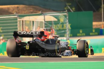 World © Octane Photographic Ltd. Formula 1 – Formula 1 – Hungarian Grand Prix - Hungaroring, Hungary. Friday 29th July 2022 Practice 2. Oracle Red Bull Racing RB18 – Max Verstappen.