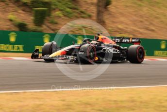 World © Octane Photographic Ltd. Formula 1 – Formula 1 – Hungarian Grand Prix - Hungaroring, Hungary. Saturday 30th July 2022 Qualifying. Oracle Red Bull Racing RB18 – Max Verstappen.