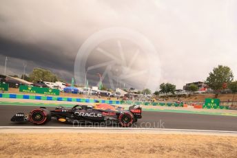 World © Octane Photographic Ltd. Formula 1 – Formula 1 – Hungarian Grand Prix - Hungaroring, Hungary. Saturday 30th July 2022 Qualifying. Oracle Red Bull Racing RB18 – Max Verstappen.