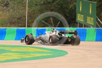 World © Octane Photographic Ltd. Formula 1– Hungarian Grand Prix - Hungaroring, Hungary. Sunday 31st July 2022 Race out laps. Scuderia AlphaTauri AT03 - Yuki Tsunoda.