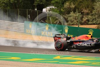 World © Octane Photographic Ltd. Formula 1– Hungarian Grand Prix - Hungaroring, Hungary. Sunday 31st July 2022 Race out laps. Oracle Red Bull Racing RB18 – Sergio Perez.