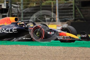 World © Octane Photographic Ltd. Formula 1 – Japanese Grand Prix - Suzuka Circuit, Japan. Saturday 8th October 2022. Practice 3. Oracle Red Bull Racing RB18 – Max Verstappen.