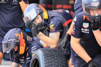World © Octane Photographic Ltd. Formula 1 – Japanese Grand Prix - Suzuka Circuit, Japan. Thursday 6th October 2022. Pitlane. Oracle Red Bull Racing RB18 pitstop practice.
