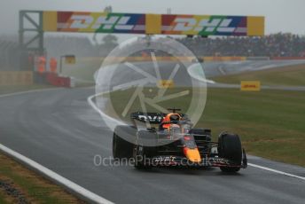 World © Octane Photographic Ltd. Formula 1 – British Grand Prix - Silverstone. Saturday 2nd July 2022. Qualifying. Oracle Red Bull Racing RB18 – Max Verstappen.