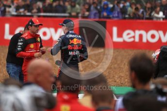 World © Octane Photographic Ltd. Formula 1 – British Grand Prix - Silverstone. Saturday 2nd July 2022. Qualifying. Oracle Red Bull Racing RB18 – Max Verstappen and Scuderia Ferrari F1-75 - Charles Leclerc.