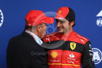 World © Octane Photographic Ltd. Formula 1 – British Grand Prix - Silverstone. Saturday 2nd July 2022. Qualifying. Scuderia Ferrari F1-75 - Carlos Sainz and Nigel Mansell,