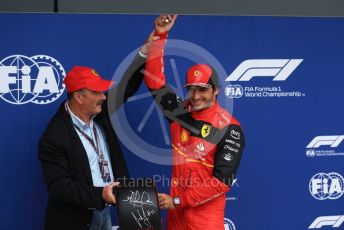 World © Octane Photographic Ltd. Formula 1 – British Grand Prix - Silverstone. Saturday 2nd July 2022. Qualifying. Scuderia Ferrari F1-75 - Carlos Sainz and Nigel Mansell,
