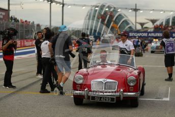 World © Octane Photographic Ltd. Formula 1 – Singapore Grand Prix - Marina Bay, Singapore. Sunday 2nd October 2022. Drivers’ parade. Scuderia AlphaTauri AT03 - Yuki Tsunoda.