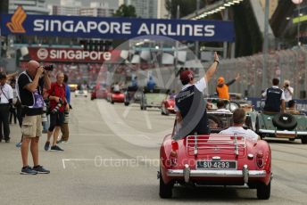 World © Octane Photographic Ltd. Formula 1 – Singapore Grand Prix - Marina Bay, Singapore. Sunday 2nd October 2022. Drivers’ parade. Scuderia AlphaTauri AT03 - Yuki Tsunoda.