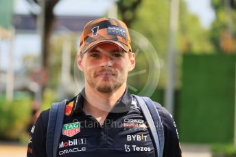 World © Octane Photographic Ltd. Formula 1 – Singapore Grand Prix - Marina Bay, Singapore. Friday 30th September 2022. Paddock. Oracle Red Bull Racing RB18 – Max Verstappen.