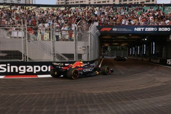 World © Octane Photographic Ltd. Formula 1 – Singapore Grand Prix - Marina Bay, Singapore. Friday 30th September 2022. Practice 1. Oracle Red Bull Racing RB18 – Sergio Perez.