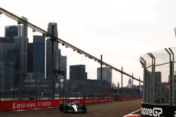 World © Octane Photographic Ltd. Formula 1 – Singapore Grand Prix - Marina Bay, Singapore. Friday 30th September 2022. Practice 1. Mercedes-AMG Petronas F1 Team F1 W13 - George Russell.
