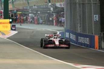 World © Octane Photographic Ltd. Formula 1 – Singapore Grand Prix - Marina Bay, Singapore. Friday 30th September 2022. Practice 1. Haas F1 Team VF-22 - Kevin Magnussen.