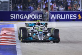 World © Octane Photographic Ltd. Formula 1 – Singapore Grand Prix - Marina Bay, Singapore. Friday 30th September 2022. Practice 2. Mercedes-AMG Petronas F1 Team F1 W13 - Lewis Hamilton.