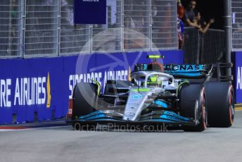 World © Octane Photographic Ltd. Formula 1 – Singapore Grand Prix - Marina Bay, Singapore. Friday 30th September 2022. Practice 2. Mercedes-AMG Petronas F1 Team F1 W13 - Lewis Hamilton.