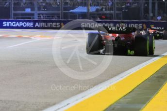 World © Octane Photographic Ltd. Formula 1 – Singapore Grand Prix - Marina Bay, Singapore. Friday 30th September 2022. Practice 2. Scuderia Ferrari F1-75 - Charles Leclerc and Oracle Red Bull Racing RB18 – Sergio Perez.
