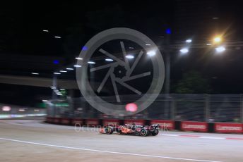 World © Octane Photographic Ltd. Formula 1 – Singapore Grand Prix - Marina Bay, Singapore. Friday 30th September 2022. Practice 2. McLaren F1 Team MCL36 - Daniel Ricciardo.