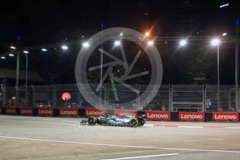 World © Octane Photographic Ltd. Formula 1 – Singapore Grand Prix - Marina Bay, Singapore. Friday 30th September 2022. Practice 2. Mercedes-AMG Petronas F1 Team F1 W13 - Lewis Hamilton.